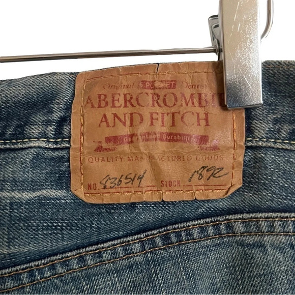 Abercrombie & Fitch Men’s ‘Remsen’ Low Rise Straight Leg Jeans 31x32 - Picture 8 of 14
